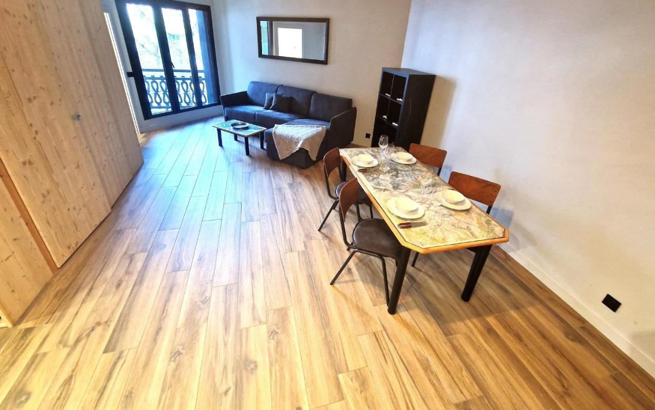 Base Camp Vue Mont Blanc Centre Appartement *